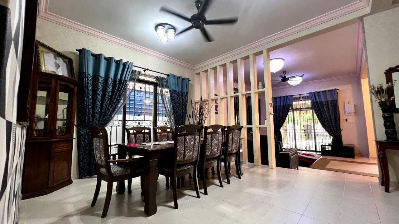 Yb Guest House 4 Bilik 5 Katil Chukai Exterior photo